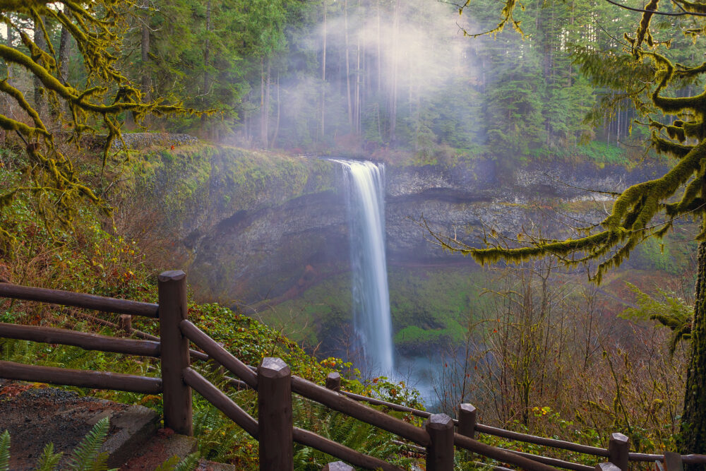 Silver Falls State Park In Oregon Usa 